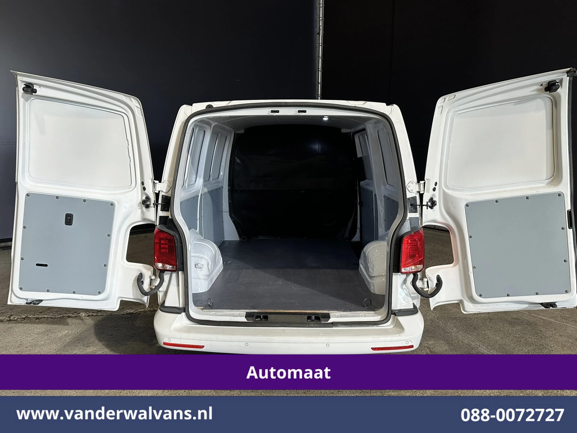 Volkswagen Transporter 2020 - 2.0 TDI 150pk Automaat L1H1 Euro6 Airco | Camera | Apple Carplay | Cruisecontrol obrázek 13
