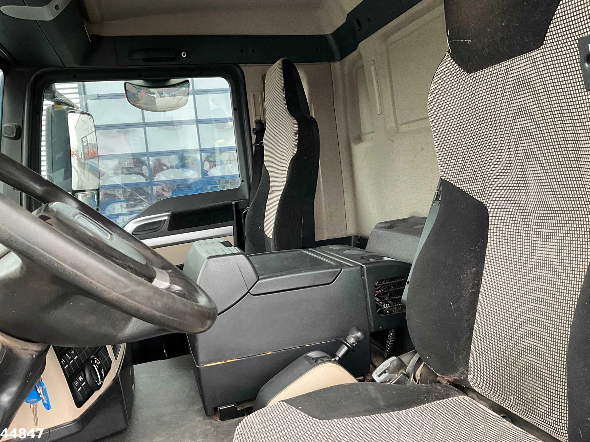 MAN TGS 2018 - 18.420 Euro 6 Retarder VDL 13 Ton portaalarmsysteem image 8