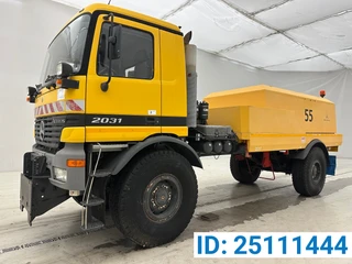 Mercedes-Benz 2001 - 2031 - 4x4 sneeuwruimer te koop