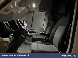 Volkswagen Crafter 2020 - 2.0 TDI 141pk L3H3 L2H2 Euro6 Airco | Camera | Apple Carplay | Cruisecontrol obrazek 16