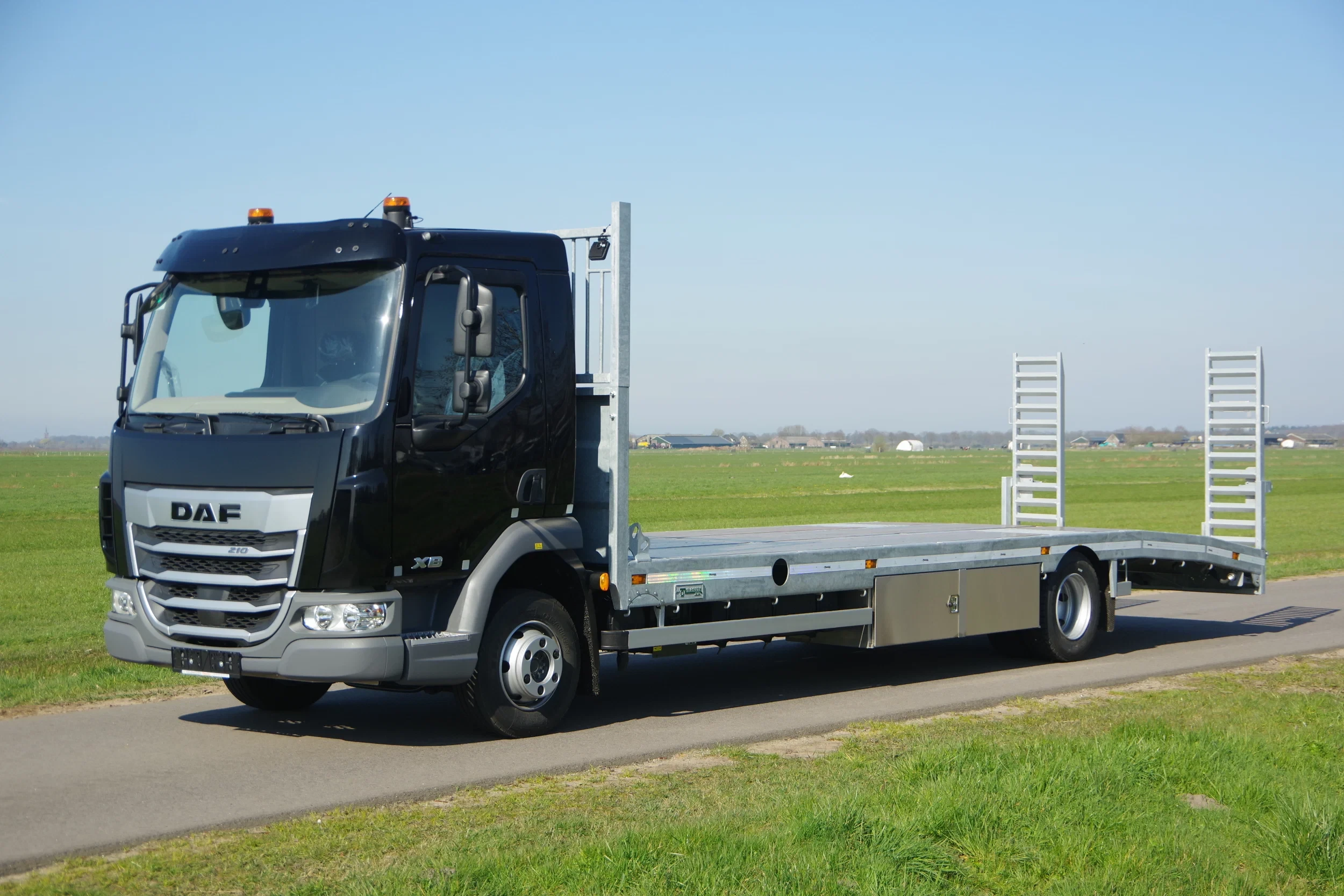 DAF XB 210 2026 - 15,7-tons oprij XB 16-77 Veldhuizen afbeelding 1