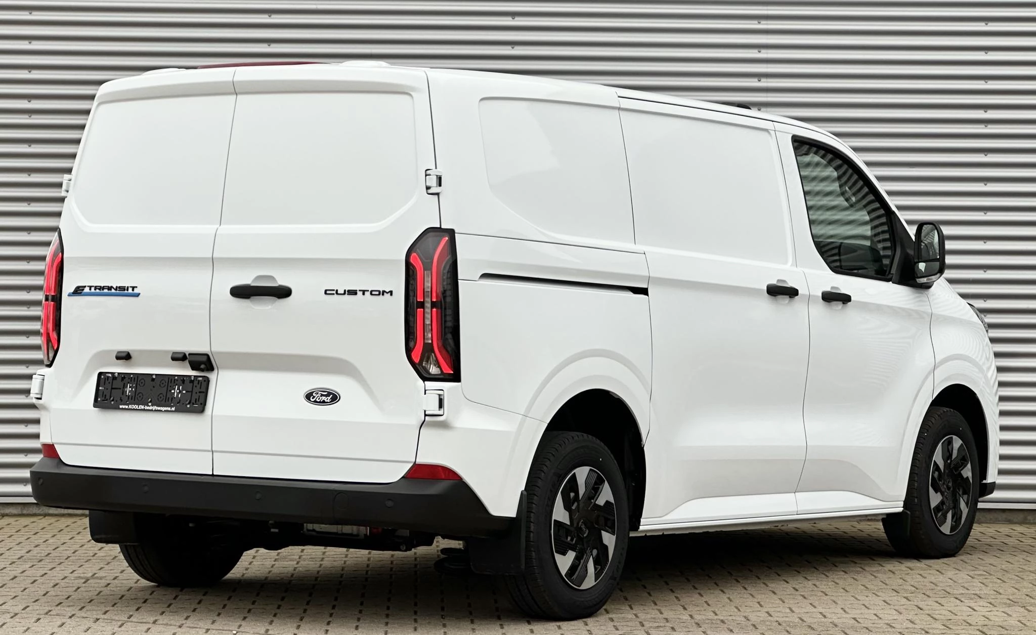 Ford E-Transit 2025 - Cust. 320 L1H1 Trend 65 kWh Nieuw! image 8