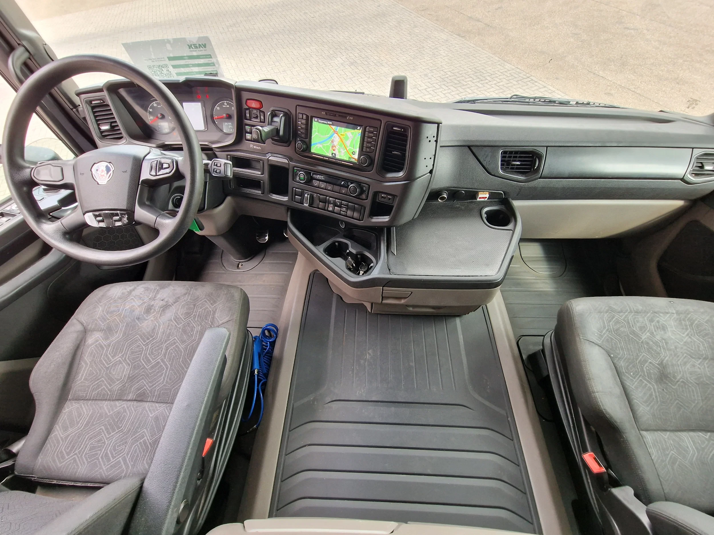 Scania R 2019 - R520 V8 NGS retarder - steel / air - navi - fridge afbeelding 21