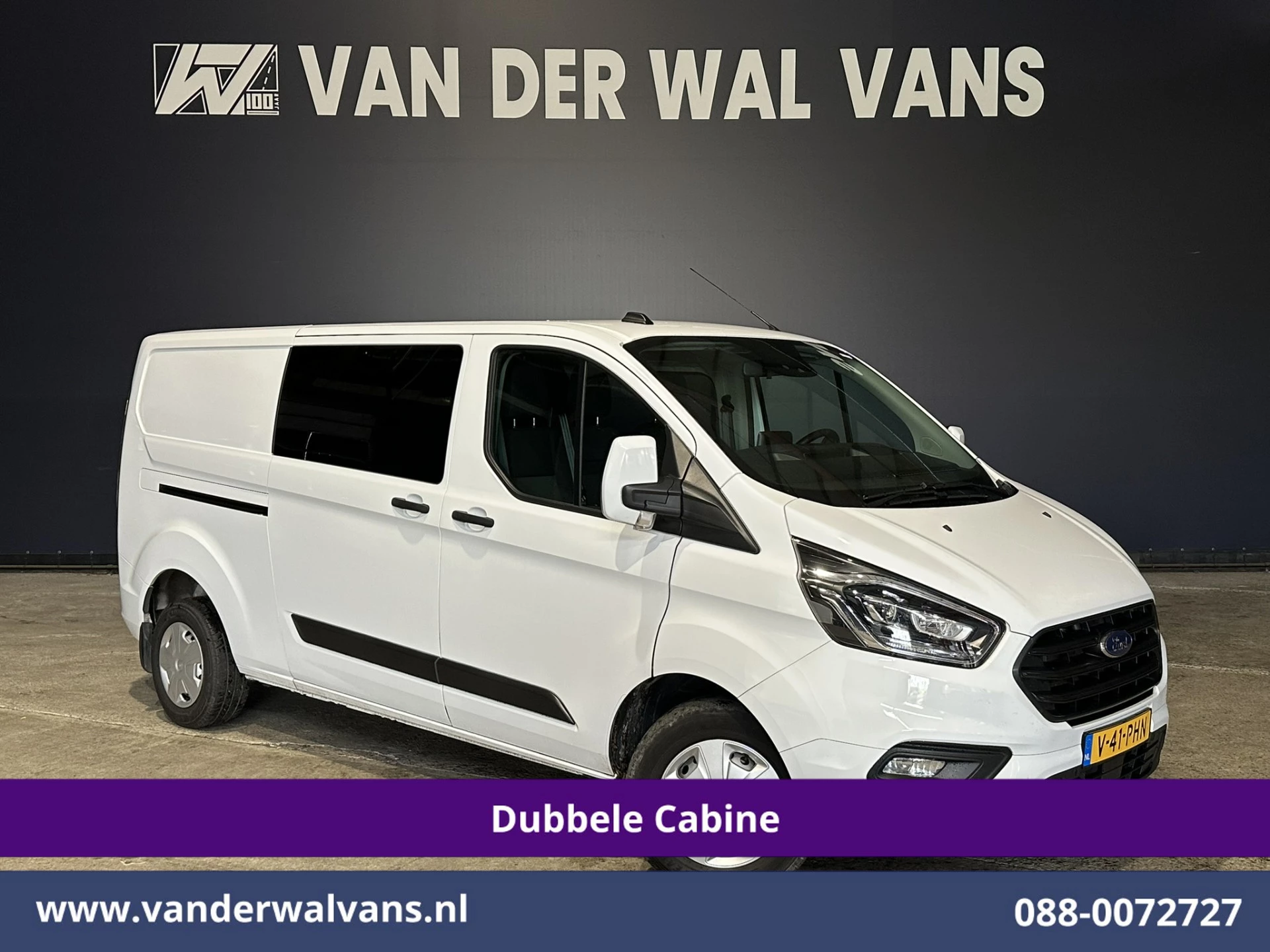 Ford Transit Custom 2022 - 2.0 TDCI 130pk L2H1 Dubbele Cabine Euro6 Airco | 6-Zits | Xenon | Camera | Navigatie | Apple Carplay | LED afbeelding 1