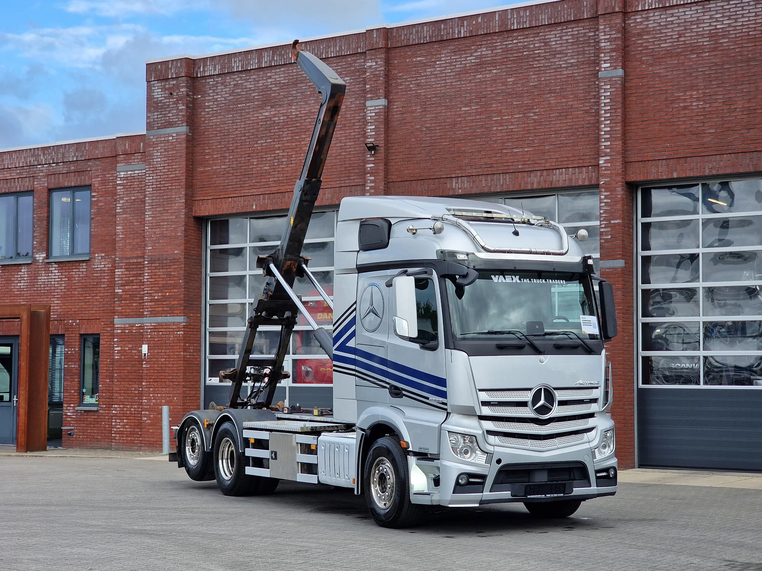 Mercedes-Benz Actros 2019 - 2558 6x2 - AJK Hooklift 20T - Euro 6 - 4.60 WB afbeelding 1