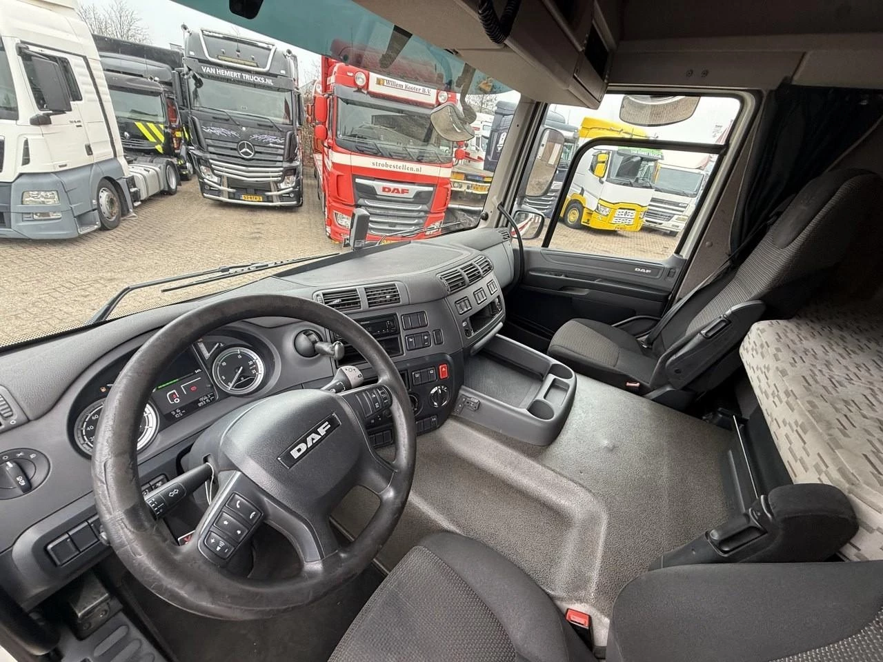 DAF 400 2015 - CF FA obrázek 13