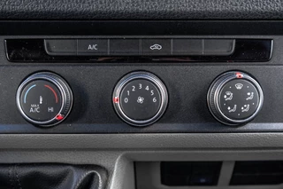 Volkswagen Crafter 2020 - 4 MOTION L3H2 | 141 PK | Cruise | Camera | PDC | Zijschuifdeur L+R | Airco afbeelding 22
