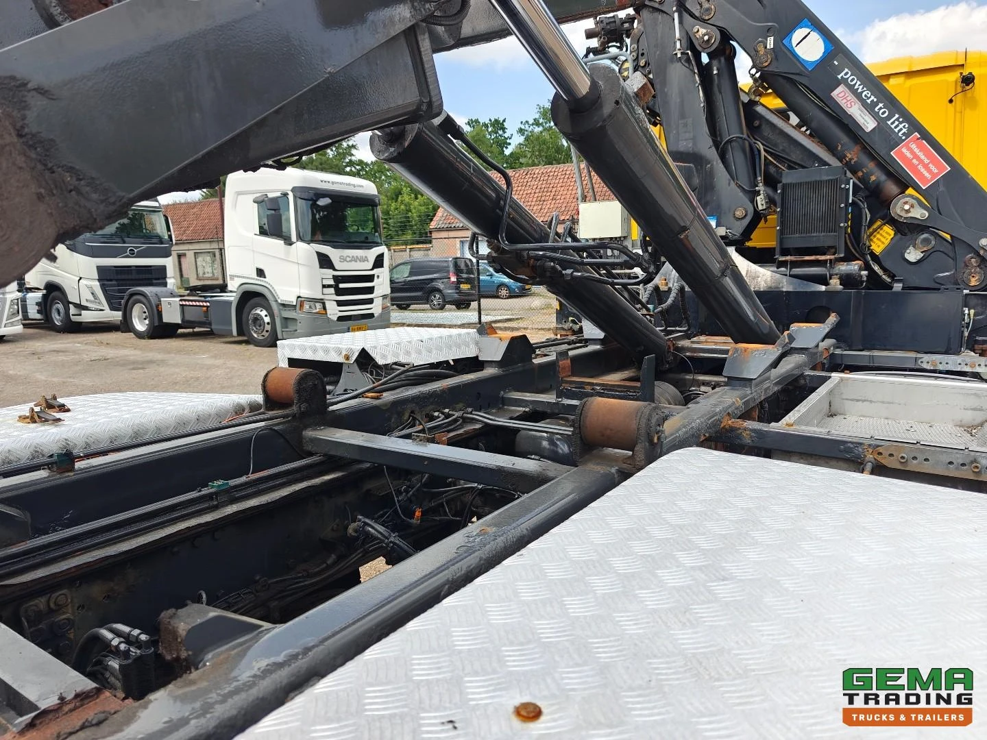 Scania P 2012 - 320 B 6X2*4 afbeelding 14