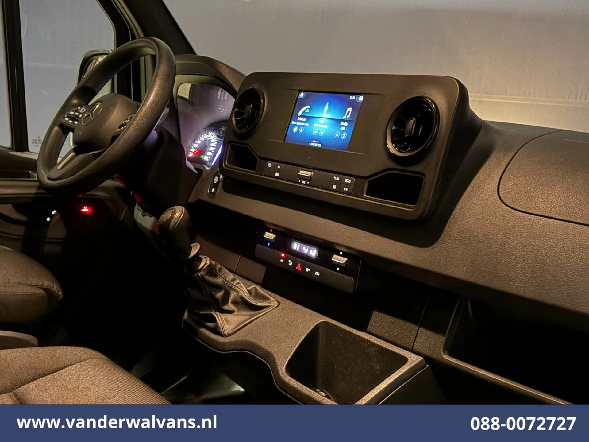 Mercedes-Benz Sprinter 2023 - 317 CDI 170pk L3H2 Euro6 Airco | Camera | Apple Carplay | Cruisecontrol immagine 19