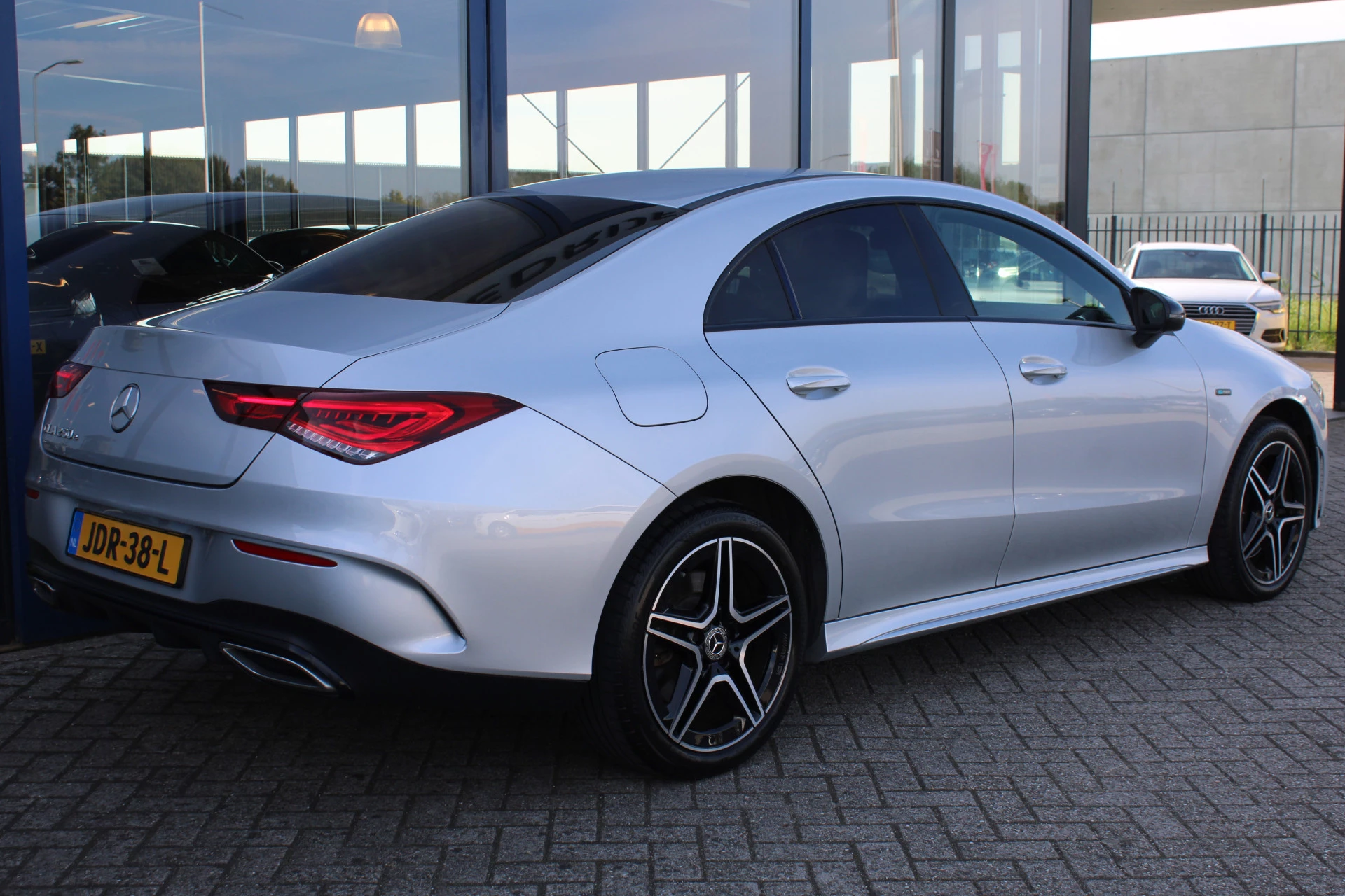 Mercedes-Benz CLA 2021 - 250e AUT8 AMG LINE NIGHT PAKKET CAMERA 18'' afbeelding 5