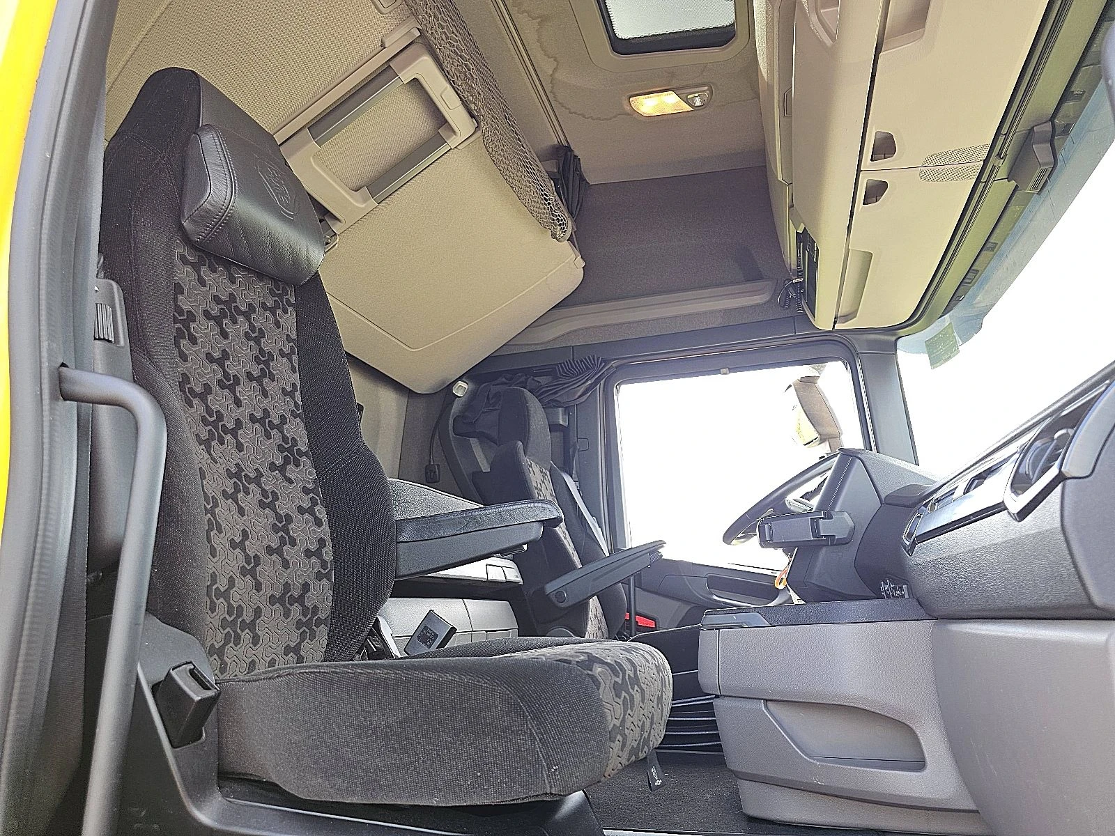 Scania R 2022 - R450 imagem 7