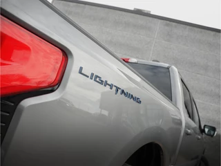 Ford F-150 2023 - Lightning Lariat Standard Range immagine 30