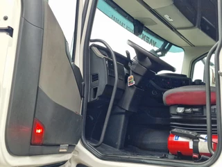 Volvo FH 2019 - 13.460 Globetrotter 4x2 - Full spoiler - VEB + - Frigo bild 9