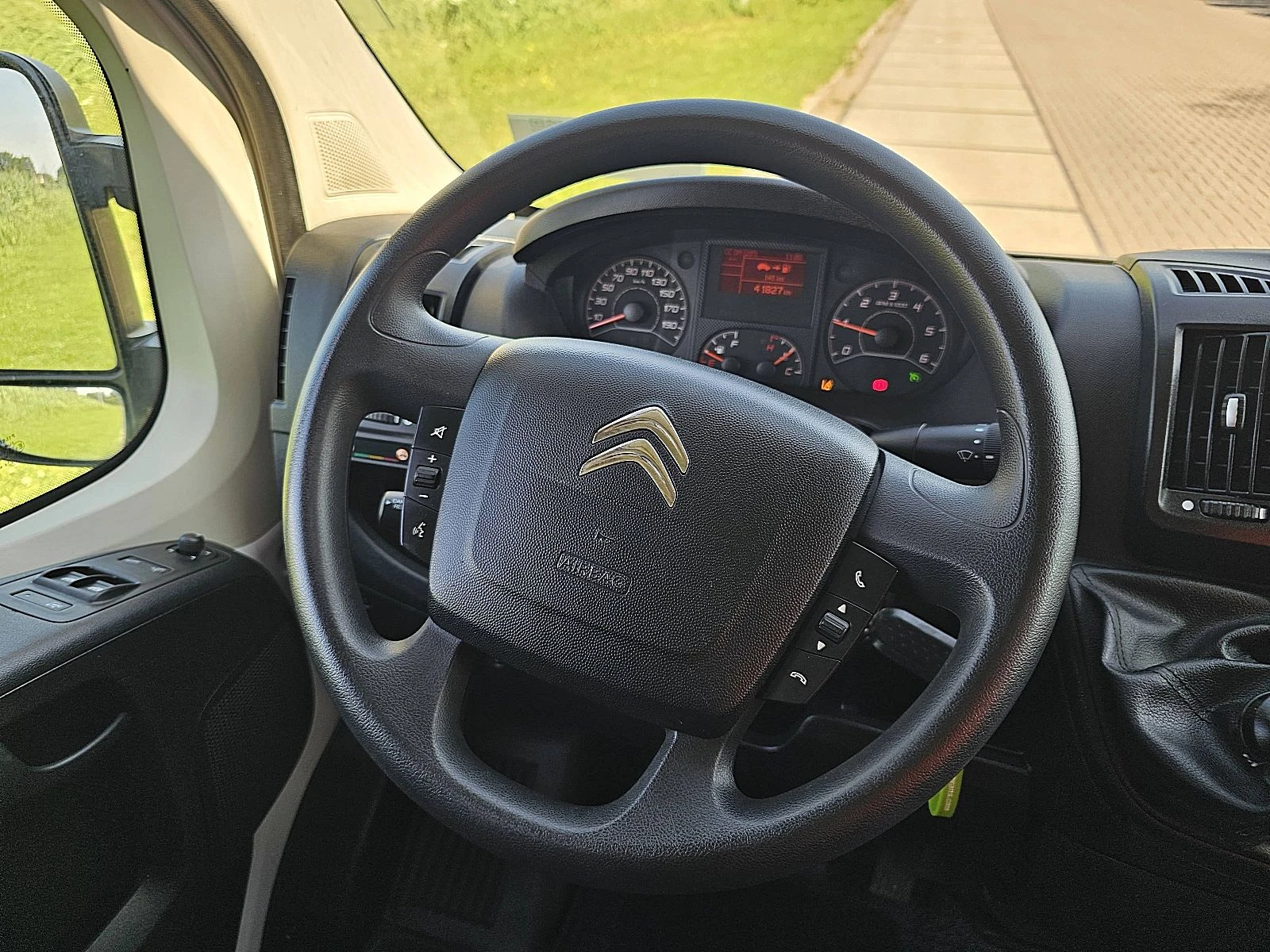 Citroën Jumper 2022 - 2.2 obrázek 12