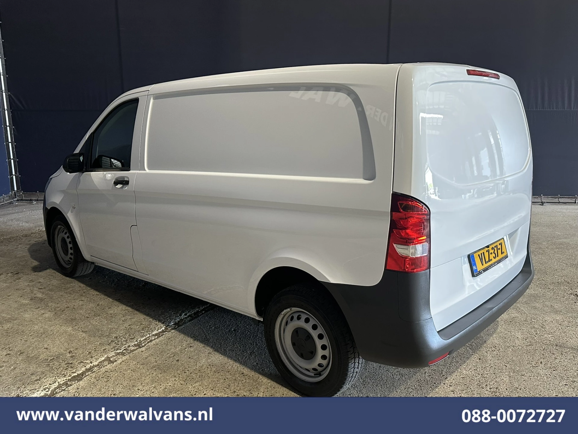 Mercedes-Benz Vito 2021 - 110 CDI L1H1 Euro6 Airco | Camera | Apple Carplay | Android Auto | Bijrijdersbank immagine 9