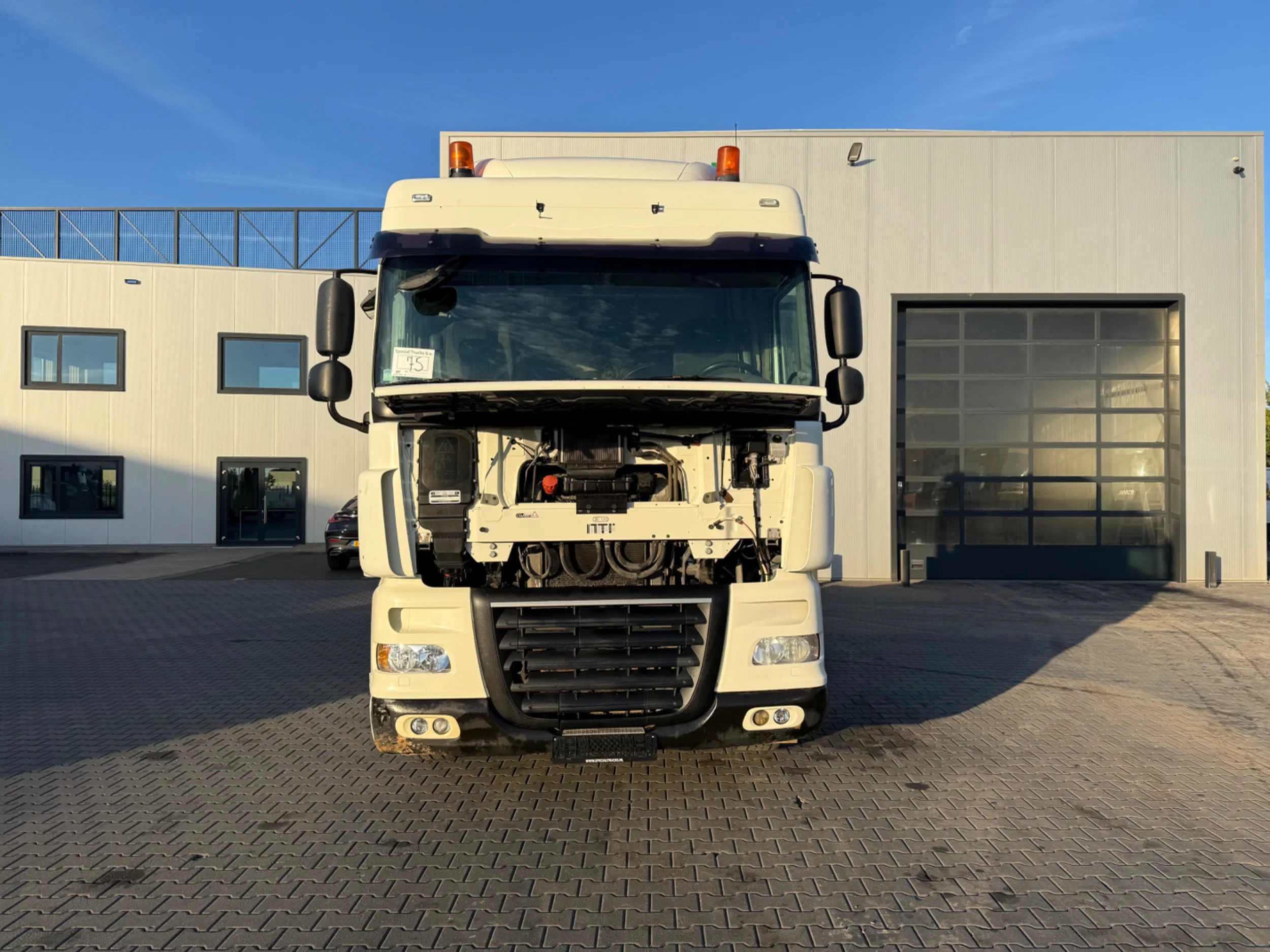 DAF XF 105.460 2014 - 4x2 / Space cab / Handgeschakeld / ATE / 3x op voorraad / 3x in stock afbeelding 5