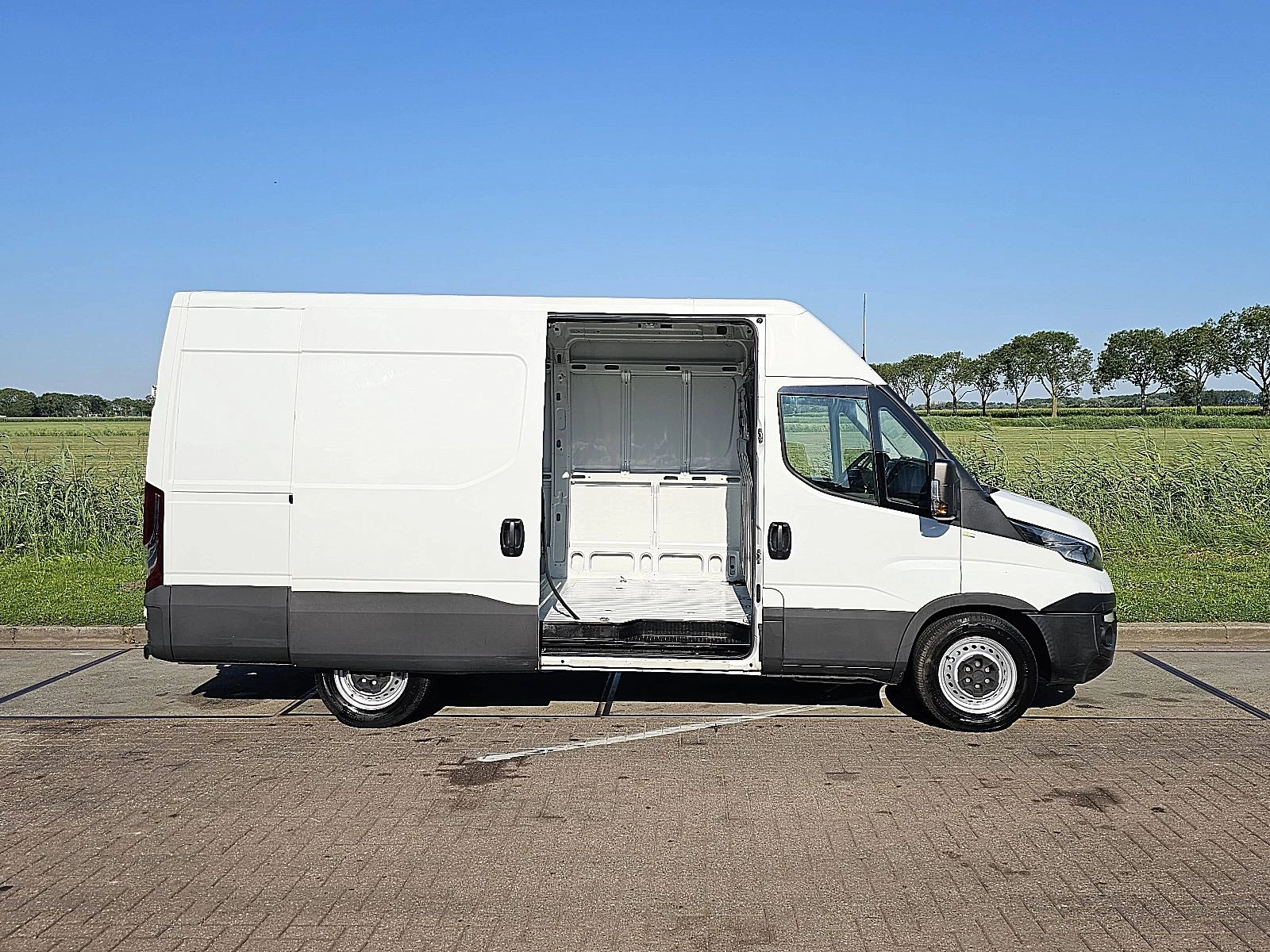 Iveco Daily 2019 - 35S14 zdjęcie 14
