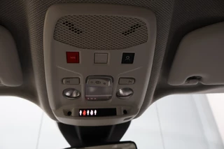Jeep Avenger 2024 - 1.2 Aut. E-Hybrid LONGITUDE / Apple Carplay image 46