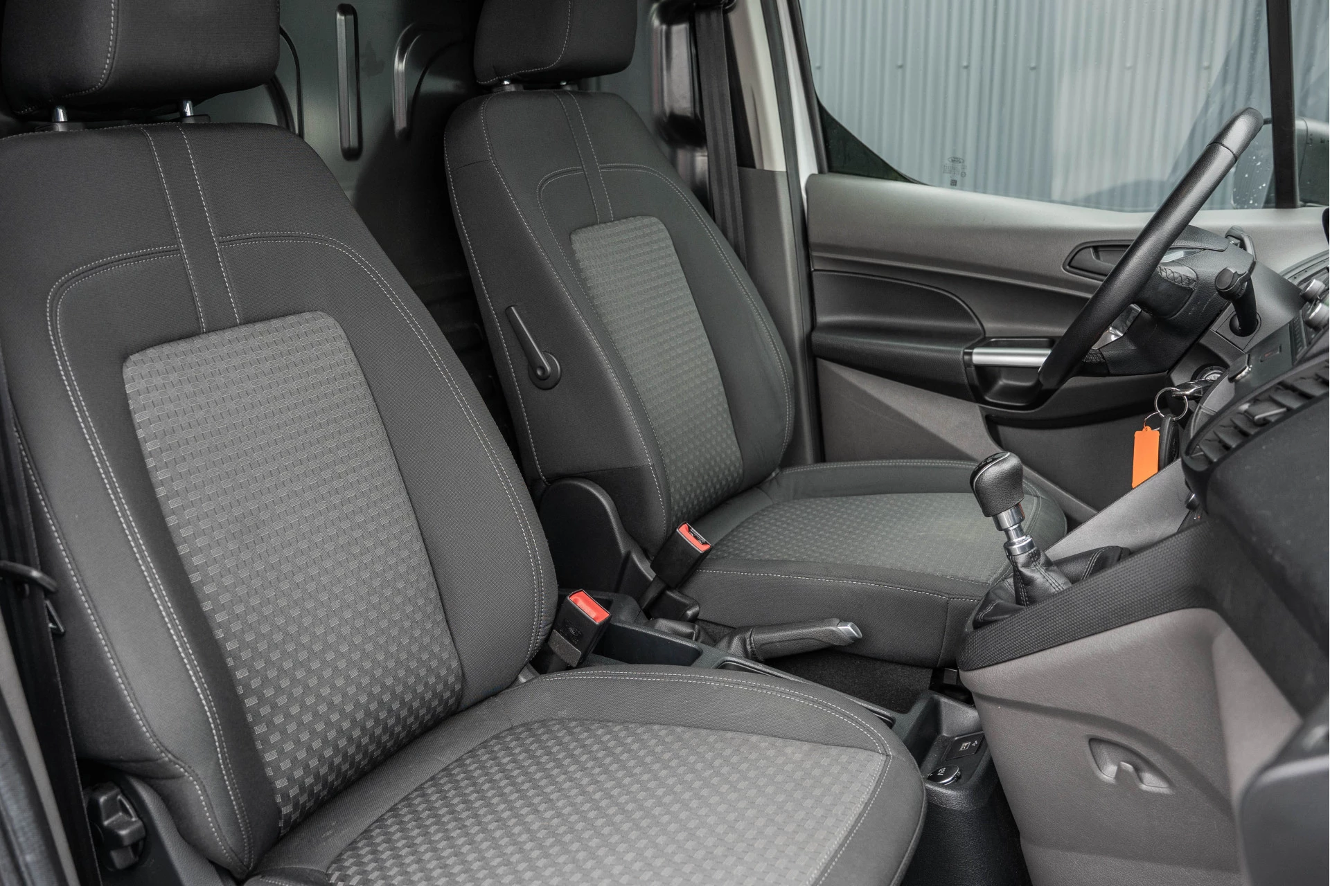 Ford Transit Connect 2019 - **1.5 EcoBlue | Cruise | Airco | Trekhaak** obrázek 13