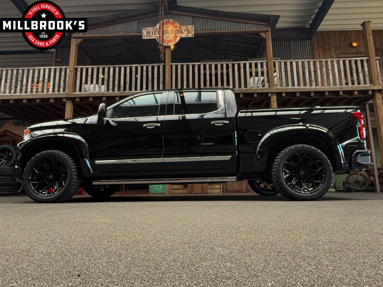 Chevrolet Silverado 2025 - USA High Country 6.2 V8 420 PK uit voorraad leverbaar BPM VRIJ obrázek 2