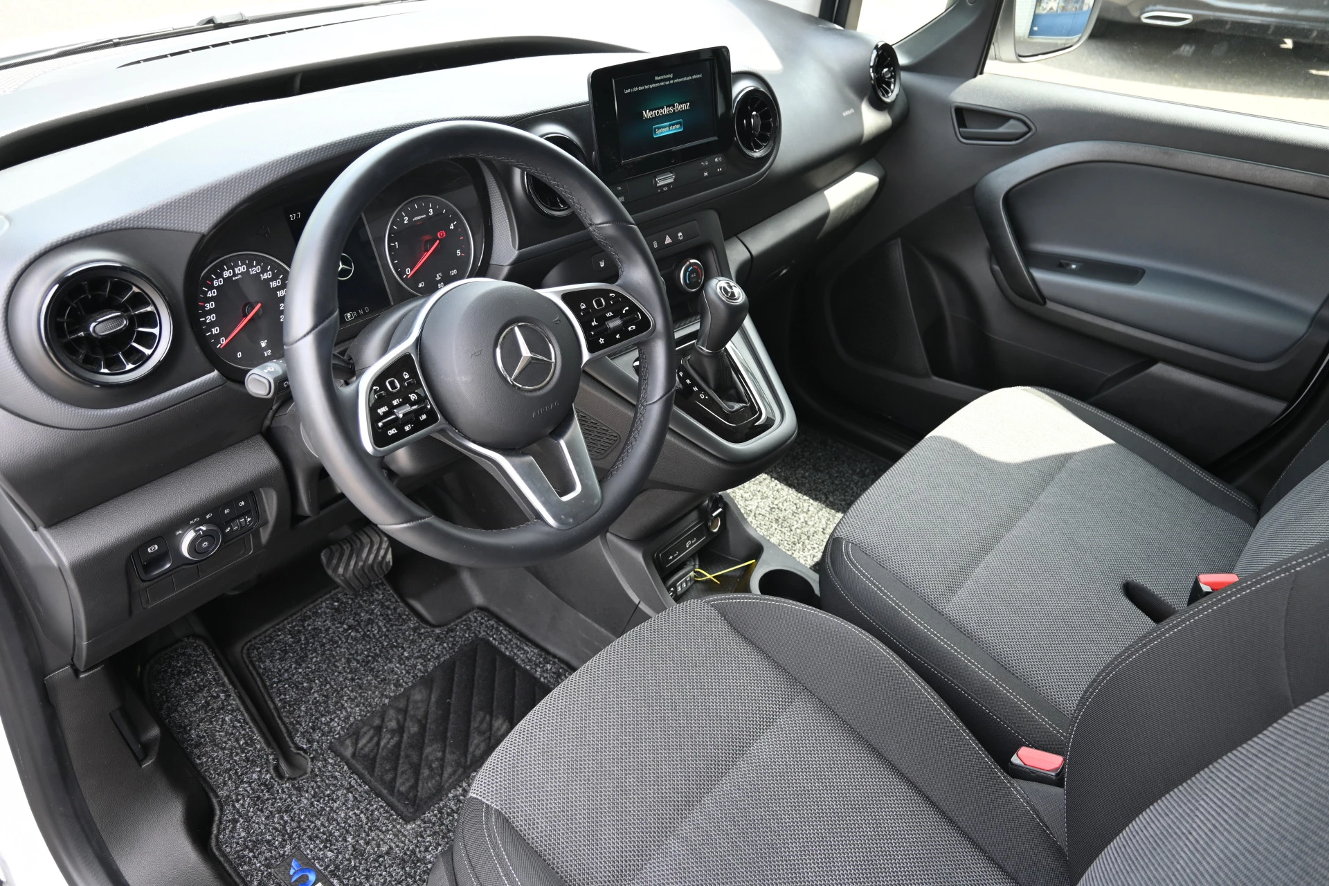 Mercedes-Benz Citan 2023 - 110 CDI L1 Pro imagen 5