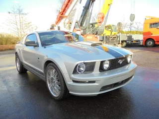 Ford Mustang 2005 - GT image 2