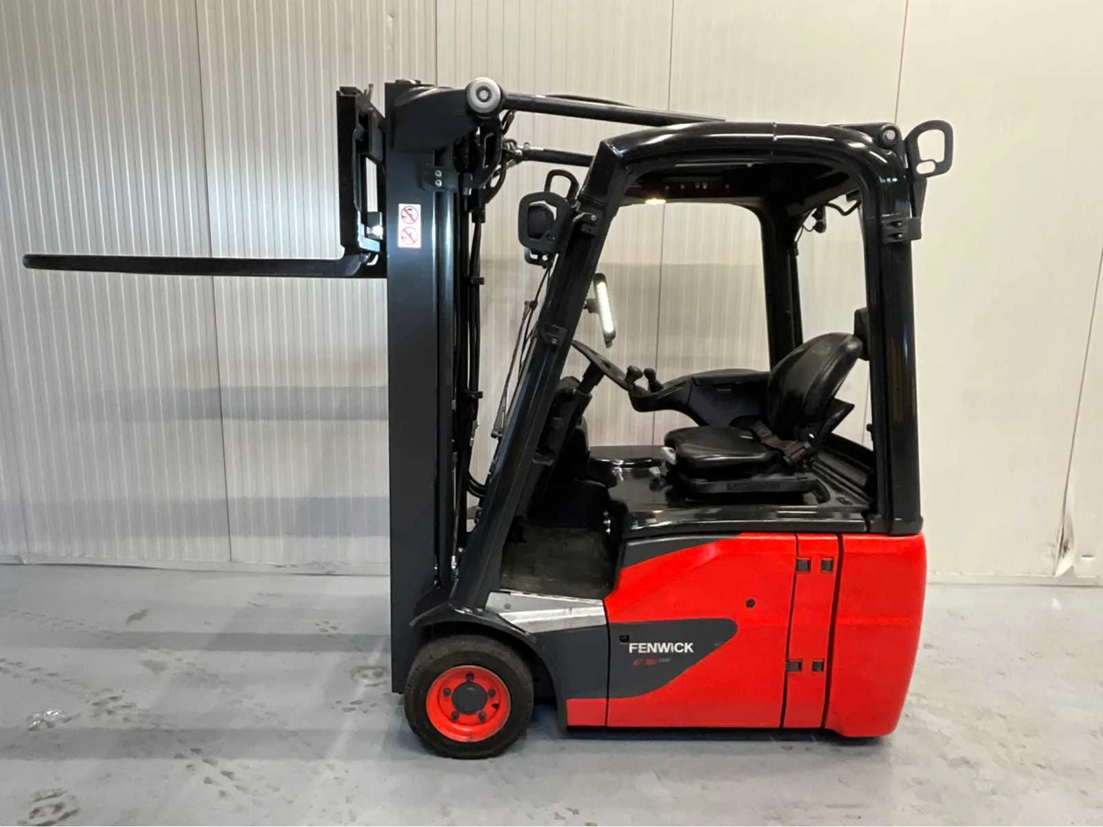 Linde 2019 - E16C-02 Triplex - Freelift - Sideshift afbeelding 2