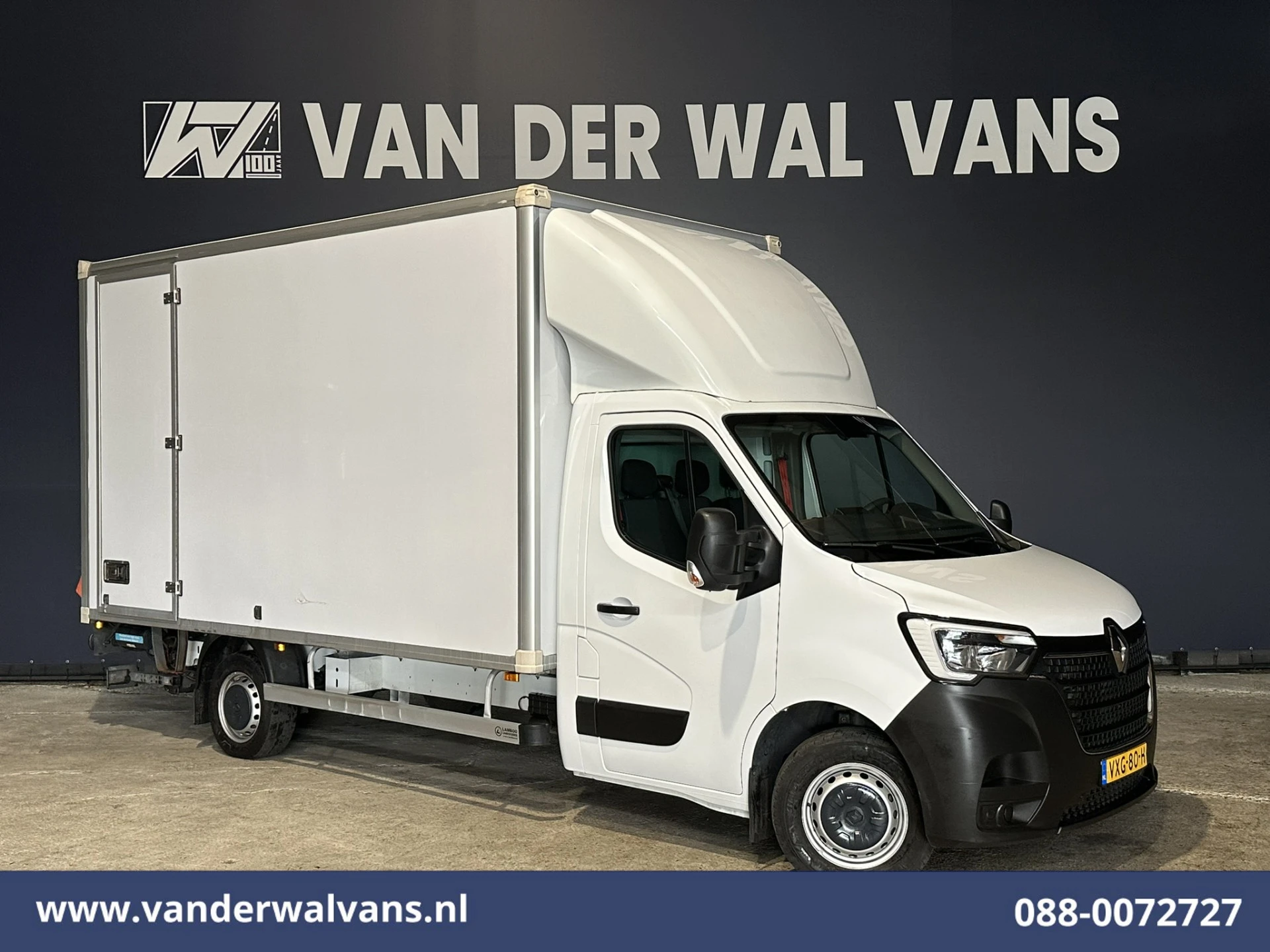 Renault Master 2023 - 2.3 dCi 146pk Bakwagen 232cm Hoog Laadklep Zijdeur Euro6 Airco | LED | Cruisecontrol | Lat om Lat Betimmering image 1