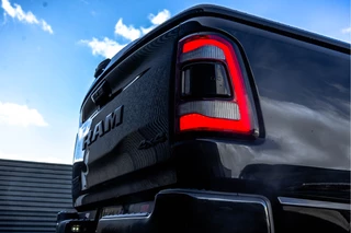 Dodge Ram 1500 2021 - 5.7 V8 402 PK | Luchtvering | Head Up | 360° camera | Adapt.Cruise | LED | PDC | 12 Inch scherm | Leder | Trekhaak obrazek 37