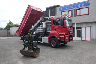 MAN TGS 2015 - 26.480 | 6X6 | 2 Side Tipper + Hydraulic dust cover | PALFINGER Q170Z84TI + Easy fold | 671711Km | 2015 | Smart Tacho 2 | Full Steel | Drum brakes | Trailer coupling | TUV/MOT/APK 02-2027 | NL-Truck afbeelding 1 miniatuur
