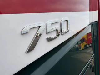 Volvo FH 2016 - 16.750 8X4 EURO 6 HUB REDUCTION 200 TON I PARK COOL DYNAMIC STEERING obrazek 11