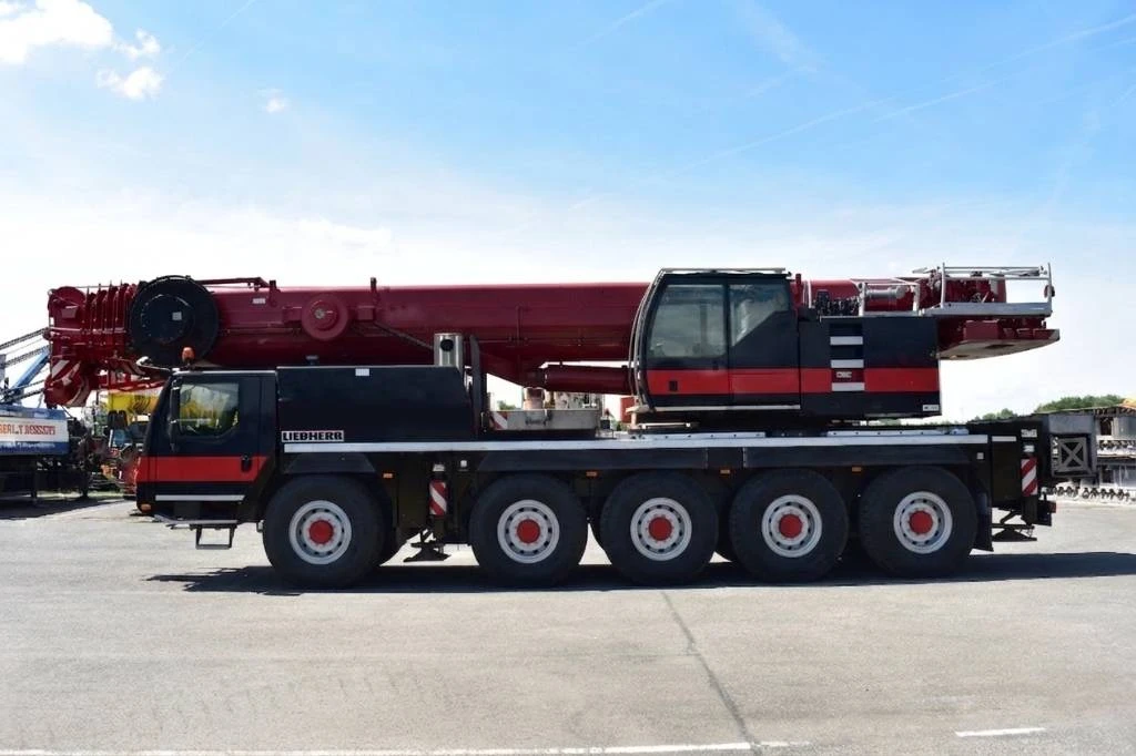 Liebherr 2015 - LTM 1100-5.2 image 1