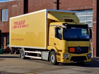 Mercedes-Benz Actros 1827 4x2 Sleepercab - Box with side doors - Loadlift - Low KM - Full air - A/C