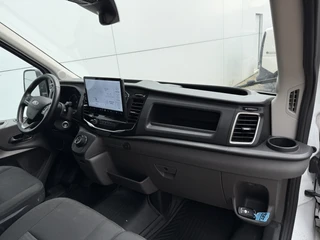 Ford E-Transit 2023 - 68kWh 184PK L2H2 317km WLTP BEV Snelladen 360° Camera Stoelverwarming Cruise control Climate control Carplay Navigatie Parkeersensoren image 3 thumbnail