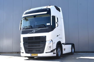 Volvo FH 2022 - 500 Globe XL 4x2 - ONLY 228 TKM - PARK. AIRCO - DIGITAL COCKPIT - NAVI- 2 BEDS - 2 x FUEL TANKS - TOP CONDITION - te koop
