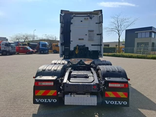 Volvo FH 2020 - FH4-460 / 6X2 / 616148 KM / LIFT AXLE / LWDS / FRIDGE / AUTOMATIC / EURO-6D / 2020 obrazek 4