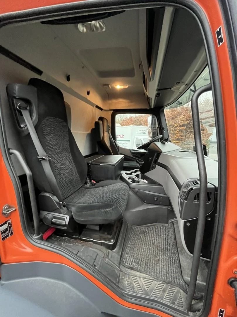 Mercedes-Benz Antos 1827 2015 image 10