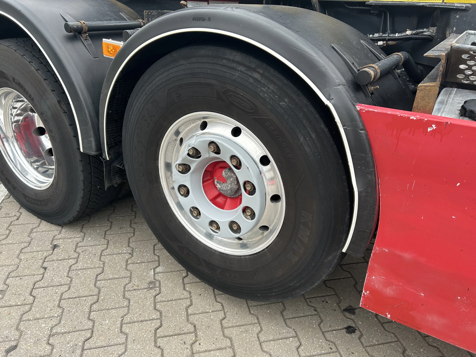 Volvo FH 2017 - 500 Globetrotter 8x2 Tridem / VDL Hook 25 Ton afbeelding 28