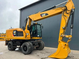 Cat 2014 - M320F afbeelding 3 miniatuur