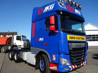 DAF XF 106.510 2015 - 6x4 manual gear,drum braeks in the beak image 2