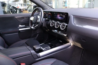 Mercedes-Benz GLA 2022 - 250 E AMG LINE / Panorama dak / Multi Beam lampen obrazek 12