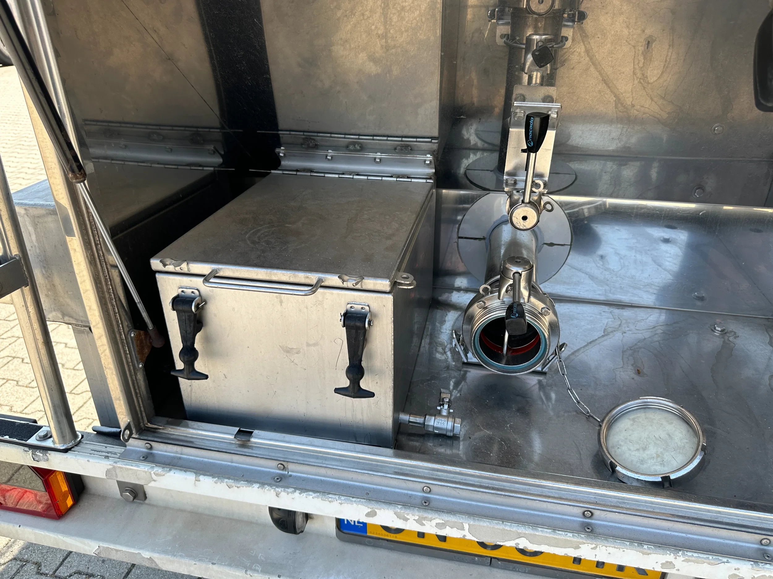 Van Hool 2014 - FOOD / LEBENSMITTEL / empty weight: 5.860kg / 29.500L / 1-comp.+ 1 baffel / discbrakes / NL / APK: 05/2027 afbeelding 7