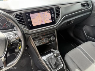 Volkswagen T-Roc 2018 - 1.0 TSI Style 116 PK Airco Navi PDC obrazek 11