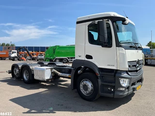Mercedes-Benz Antos 2533 Chassis cabine with PTO Just 299.169 km! 2016 - N/A image 3