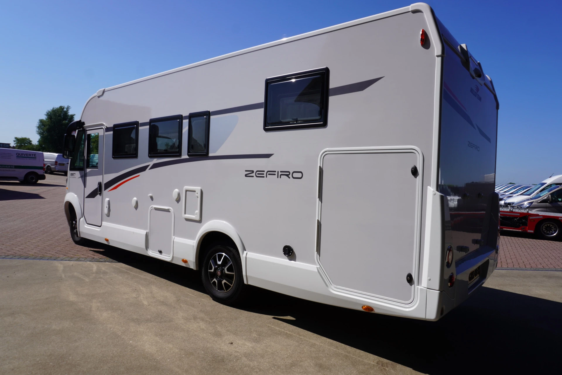 Roller TEAM ZEFIRO 2024 - 267 INTEGRAL CAMPER 180PK EURO 6 afbeelding 6