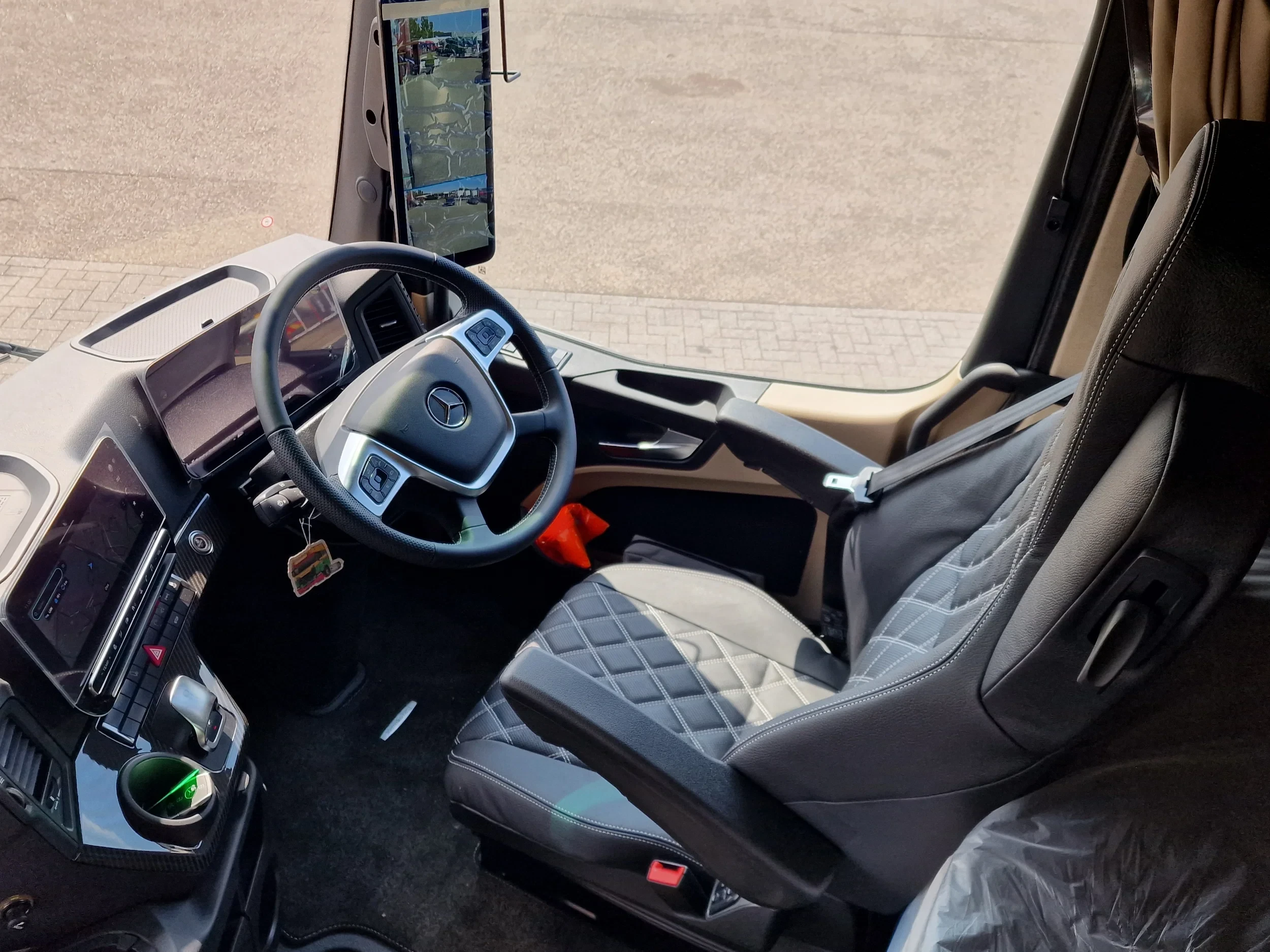 Mercedes-Benz Actros 2026 - L 2663 6x2/4 - RHD - Procab - Gigaspace - Retarder - Leather - Mirror cam afbeelding 26