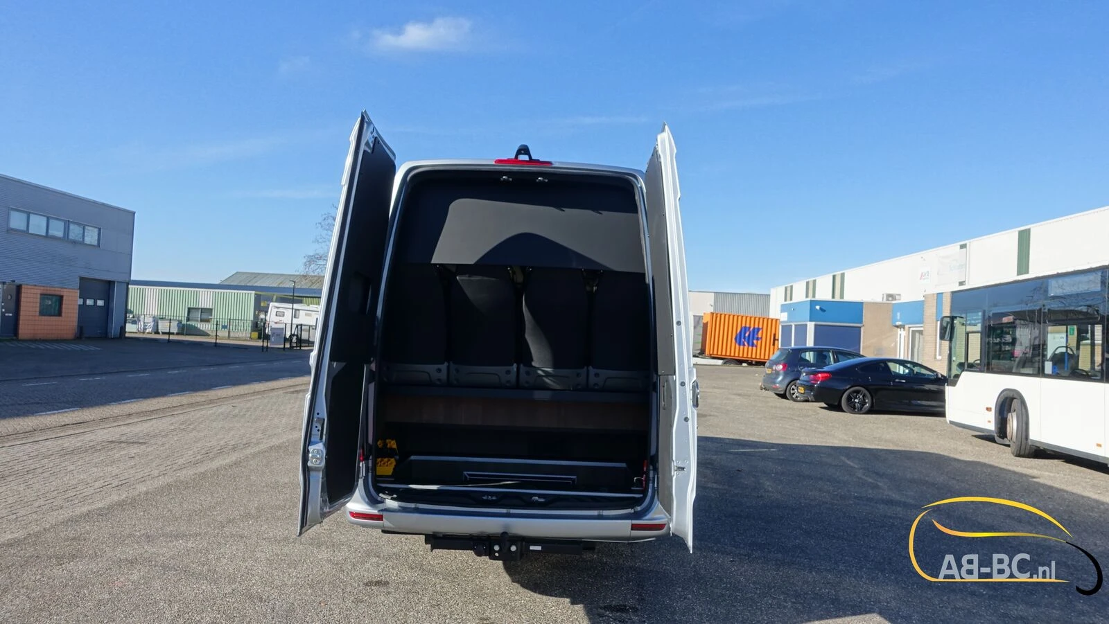 Mercedes-Benz Sprinter 2026 - NEW 519 CDI - 24 Seats EURO 6 zdjęcie 12