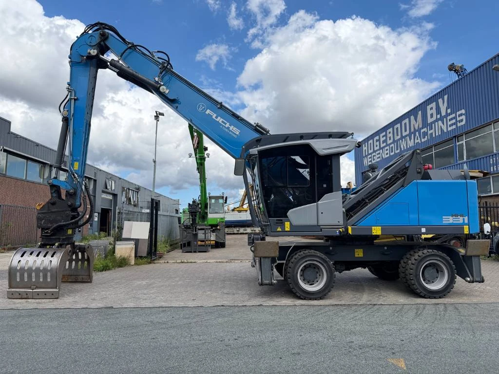 Fuchs 2023 - MHL 331 S5 ( LIKE NEW ) afbeelding 1
