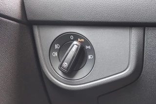 Volkswagen Taigo 2022 - 1.0 TSI Style Automaat Panodak Carplay Keyless Stoelverwarming !!NIEUWBINNEN!! obrazek 23