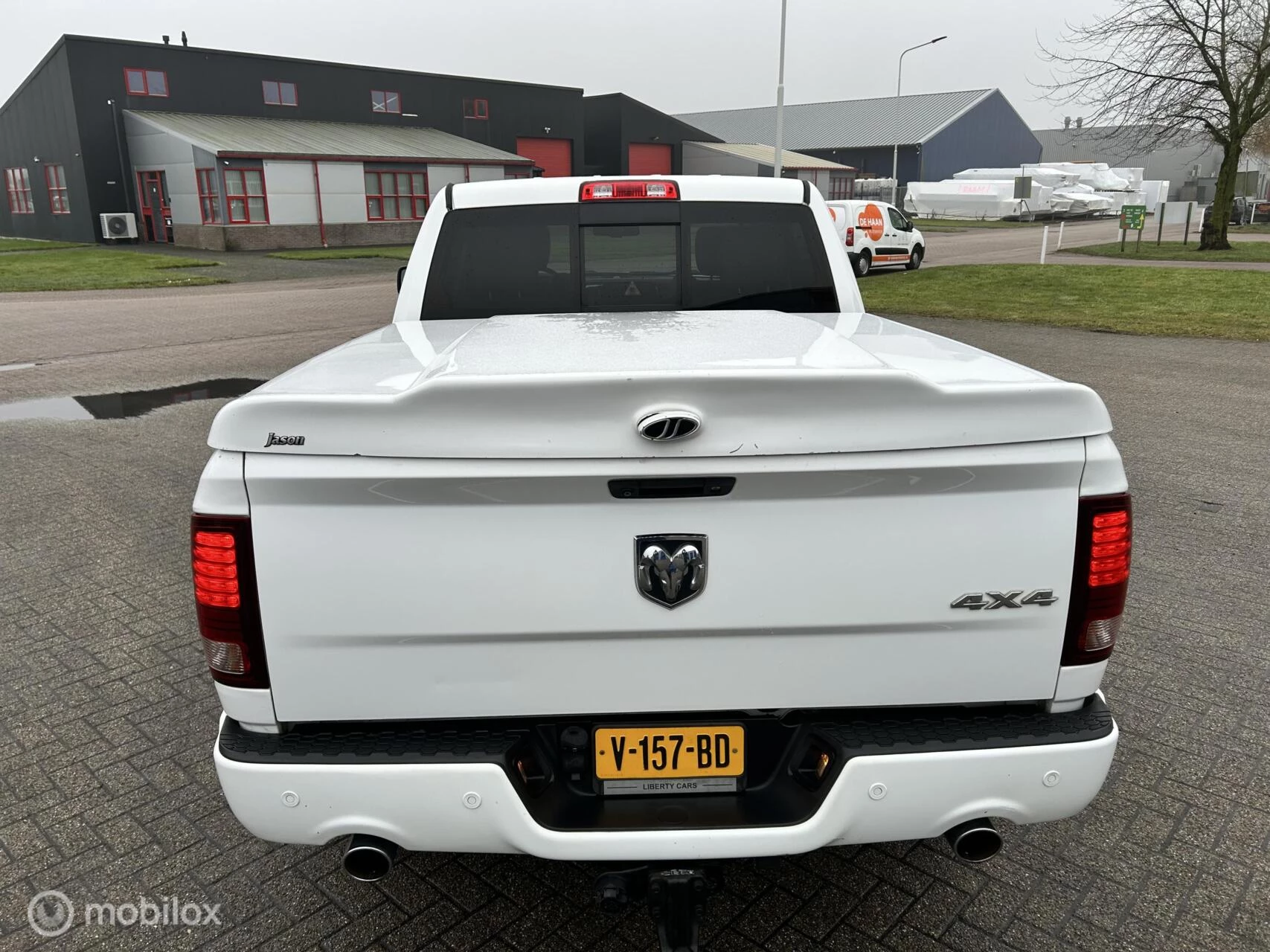 Dodge Ram 1500 2016 - Sport 5.7 V8 Crew Cab 6'4 lpg 4x4 Bild 6